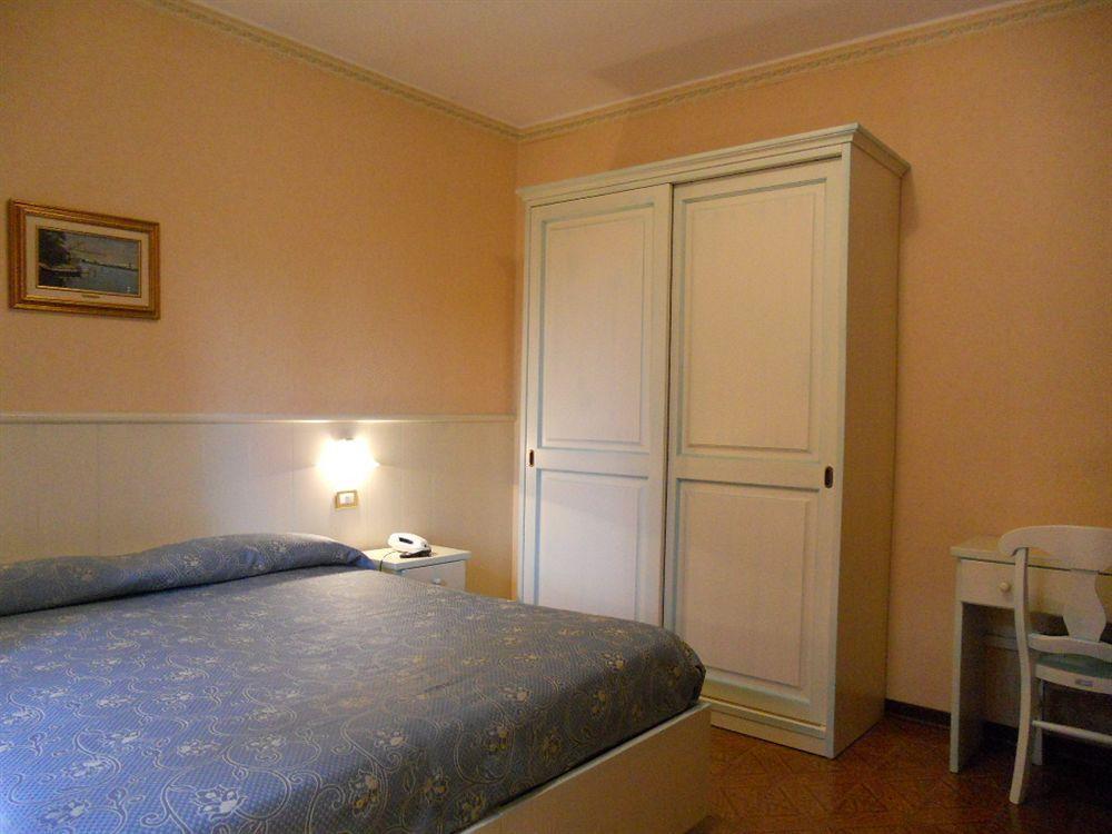 Albergo Ristorante Scanapà Castione della Presolana Exterior foto